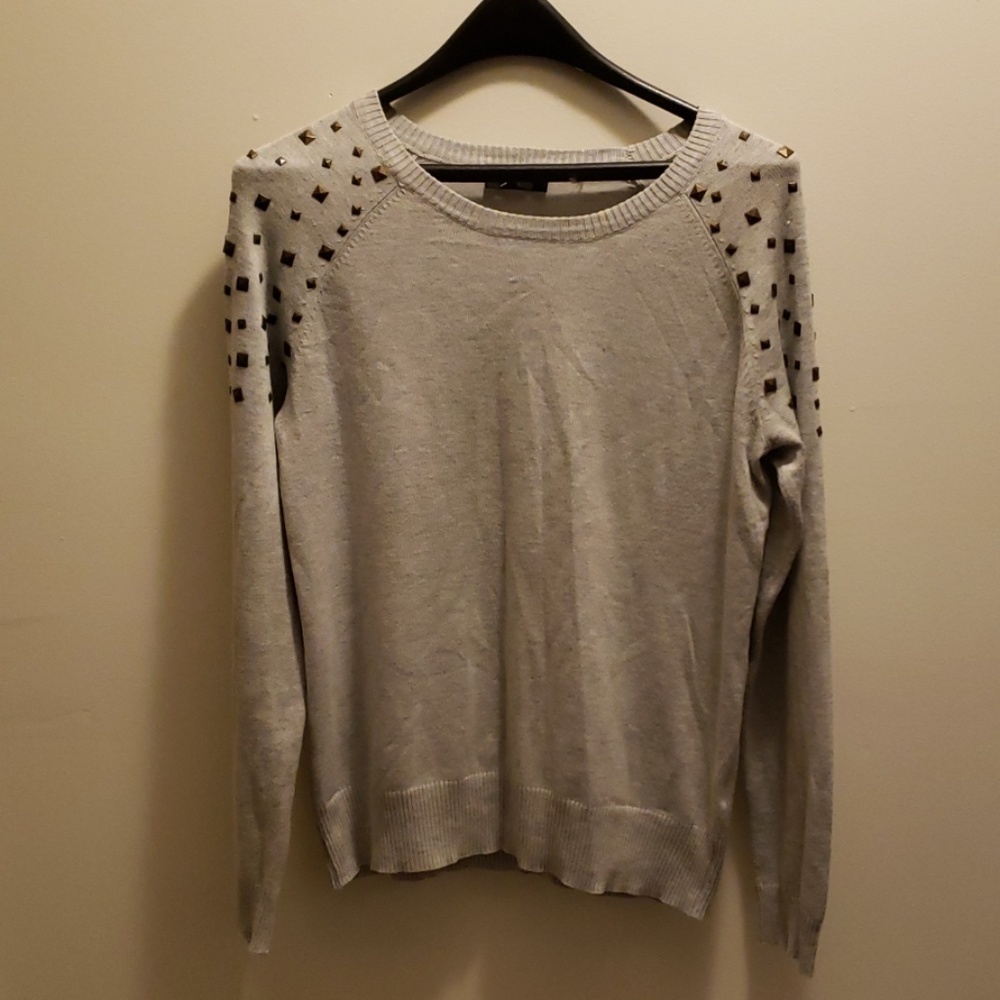 Studded Shoulder Gray crew neck sweater